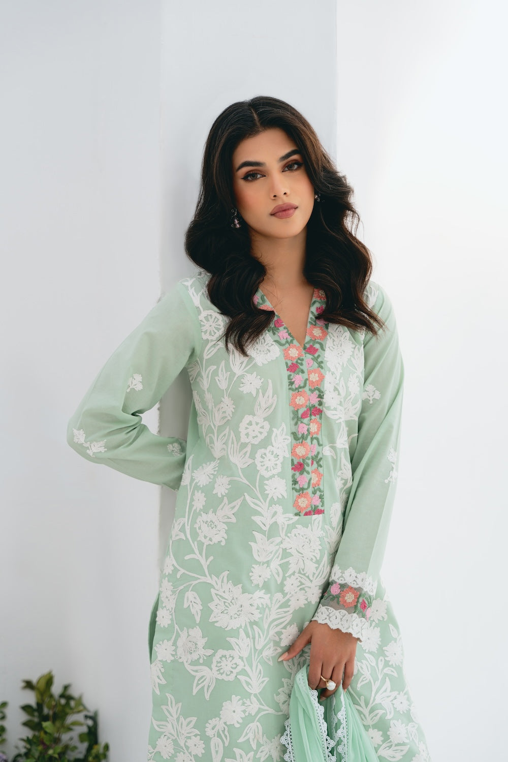 Vintage | Crism 24 | Suroor - Official Vintage stockist in UK - Sakeena London