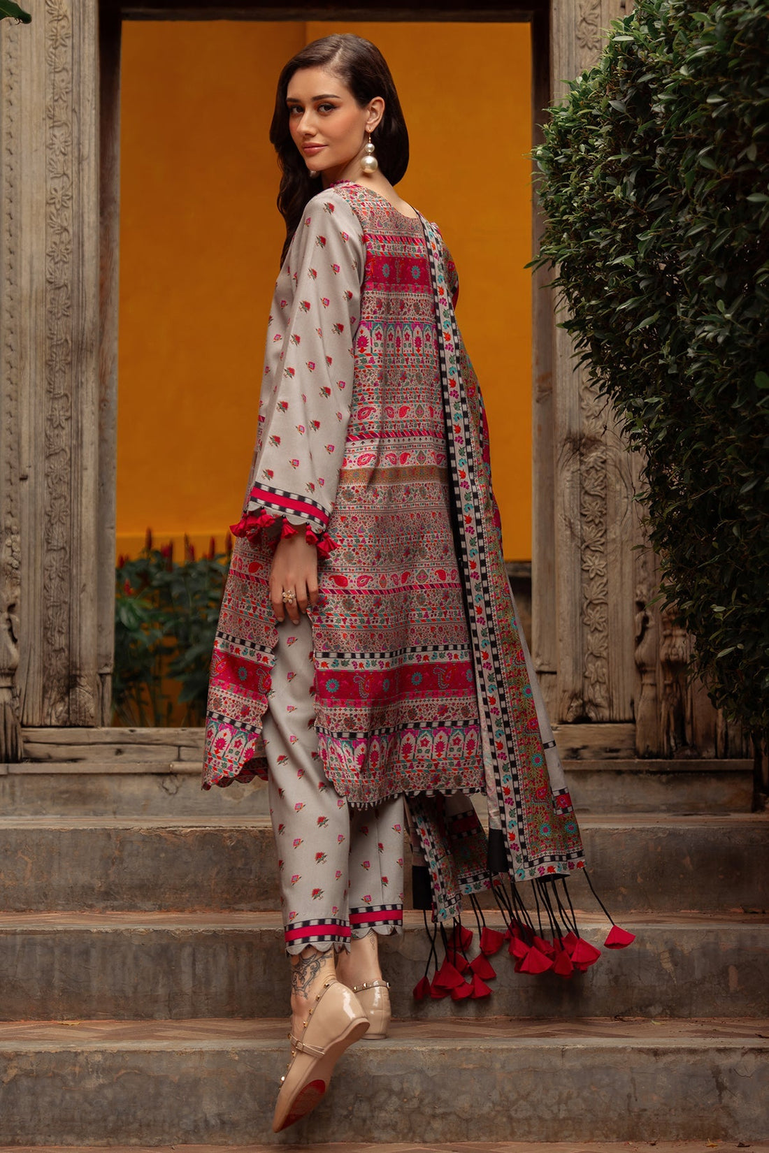 Charizma | C Prints Winter 25 | 3-PC Unstitched Printed Linen Collection CPW5-01 - Official Charizma stockist in UK - Sakeena London