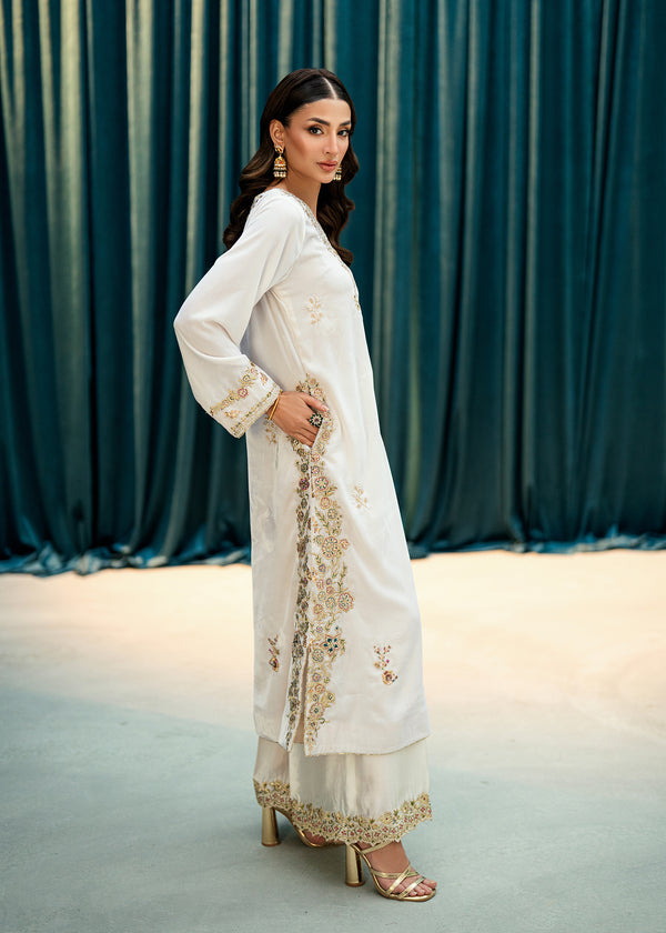 Umsha | Velvet Code | Imperial Ivory - Official Umsha stockist in UK - Sakeena London