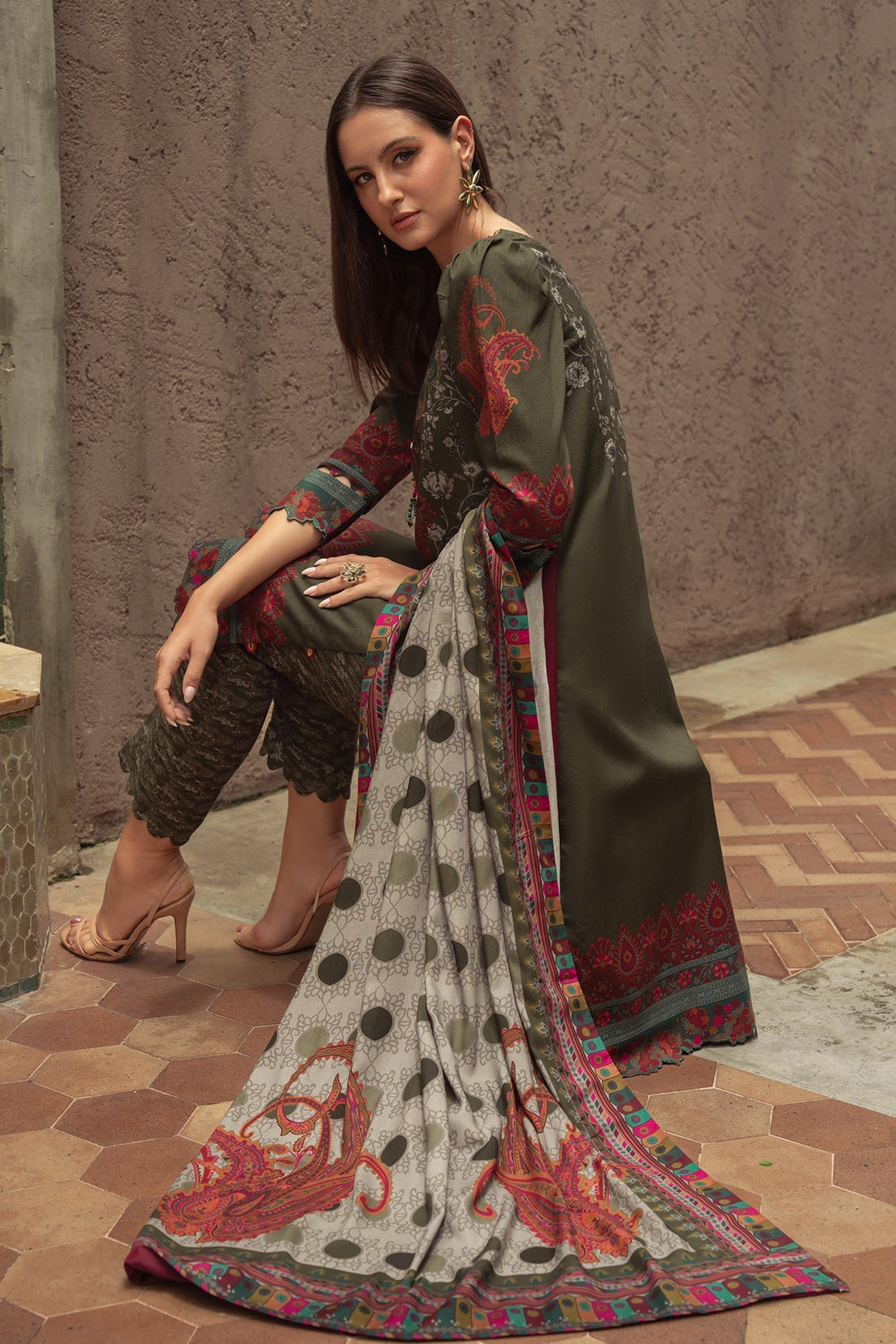 Charizma | C Prints Winter 25 | 3-PC Unstitched Printed Linen Collection CPW5-05 - Official Charizma stockist in UK - Sakeena London