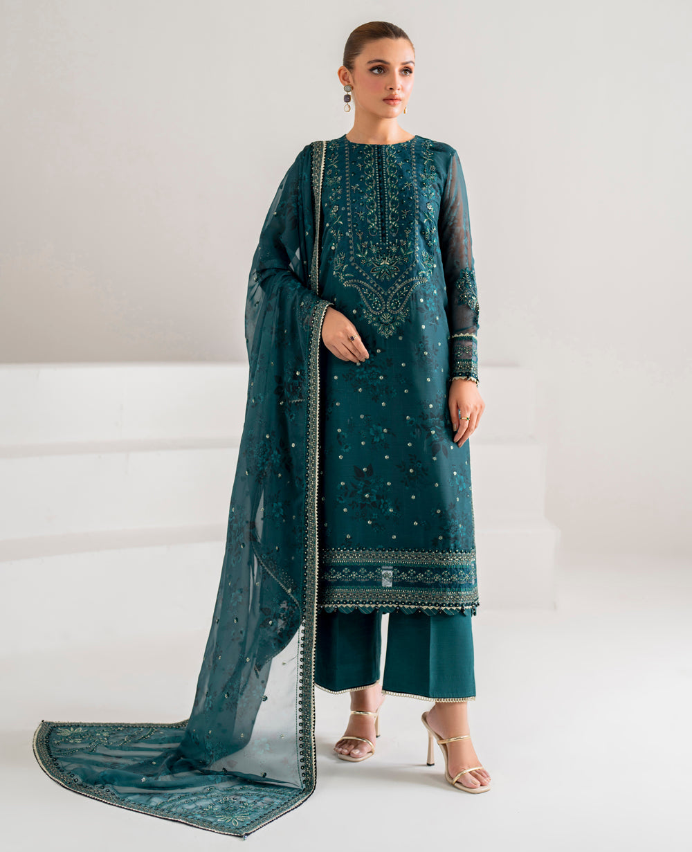 Xenia Formals | Raahi Luxury Formals | AURA - Official Xenia Formals stockist in UK - Sakeena London