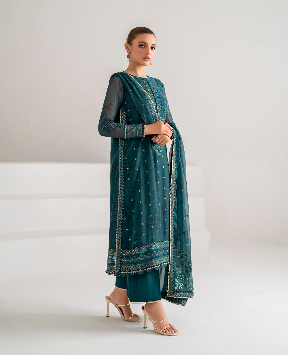 Xenia Formals | Raahi Luxury Formals | AURA - Official Xenia Formals stockist in UK - Sakeena London