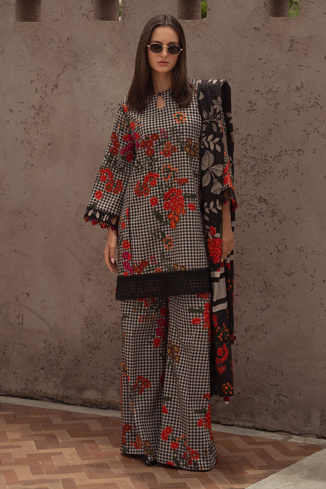 Charizma | C Prints Winter 25 | 3-PC Unstitched Printed Linen Collection CPW5-04 - Official Charizma stockist in UK - Sakeena London