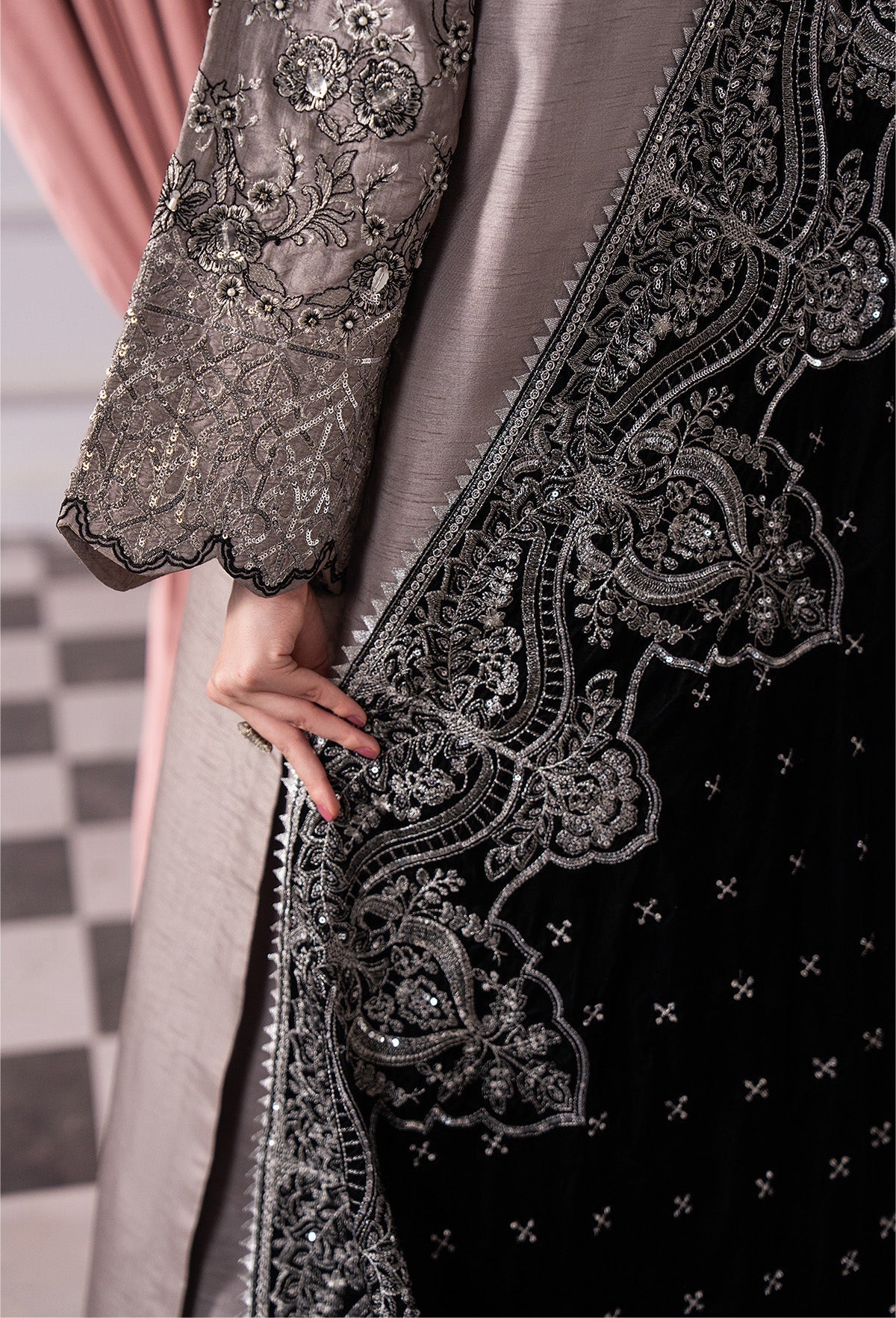 Raeesa Premium | Noirah Velvet | NV-007 - Official Raeesa Premium stockist in UK - Sakeena London