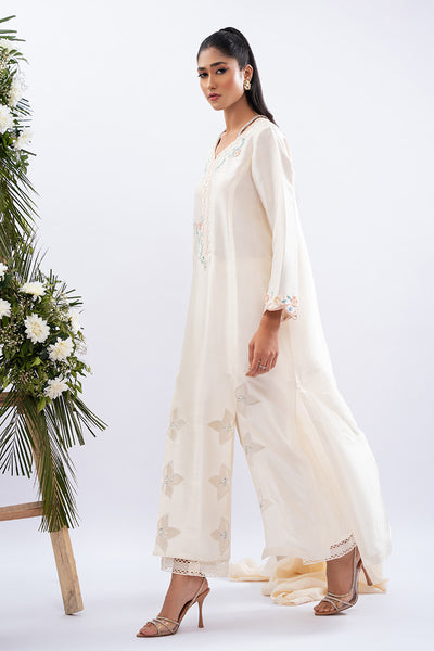 Amna Arshad | Zolu Collection 24 | Zimmer - Official Amna Arshad stockist in UK - Sakeena London