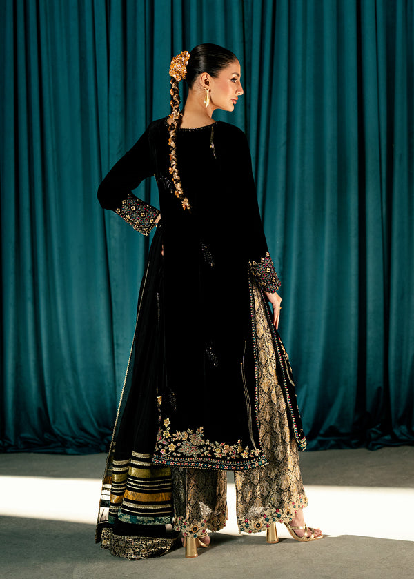 Umsha | Velvet Code | Midnight Aura - Official Umsha stockist in UK - Sakeena London