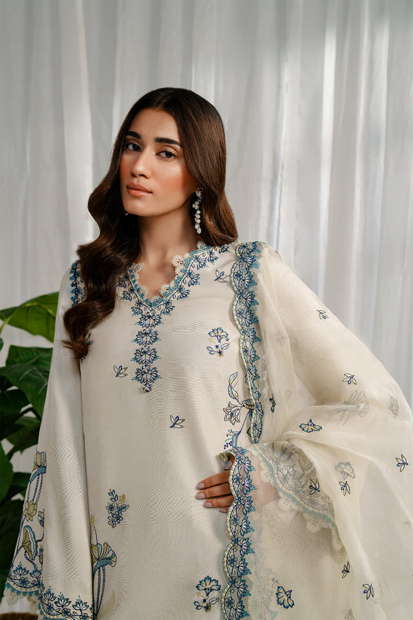 Nyra | Luxe Line Pret | Avera - Official Nyra stockist in UK - Sakeena London