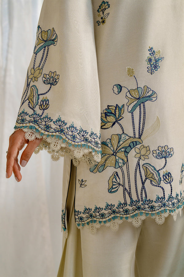 Nyra | Luxe Line Pret | Avera - Official Nyra stockist in UK - Sakeena London