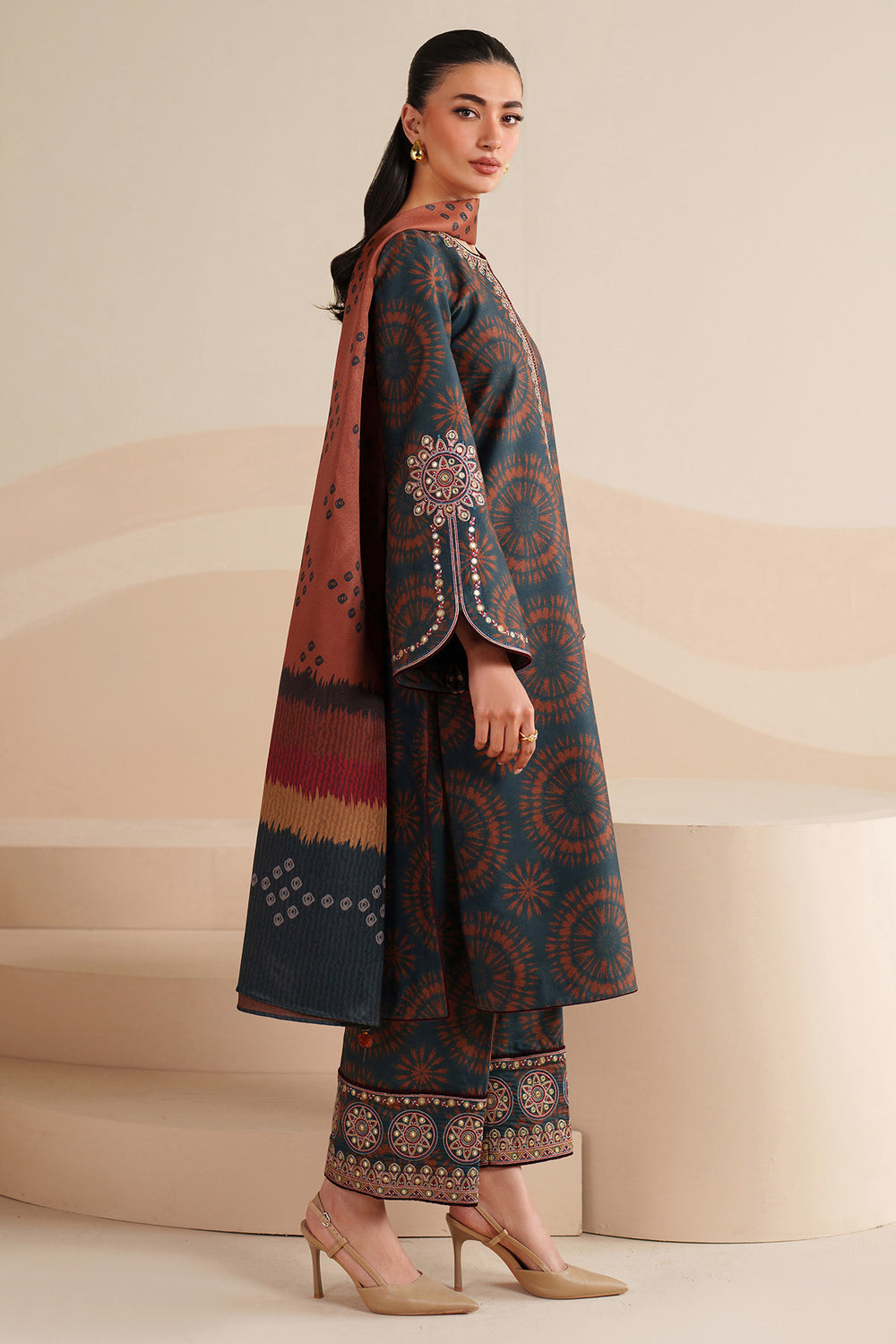 Jazmin | Winter 25 | UW-0238 - Official Jazmin stockist in UK - Sakeena London