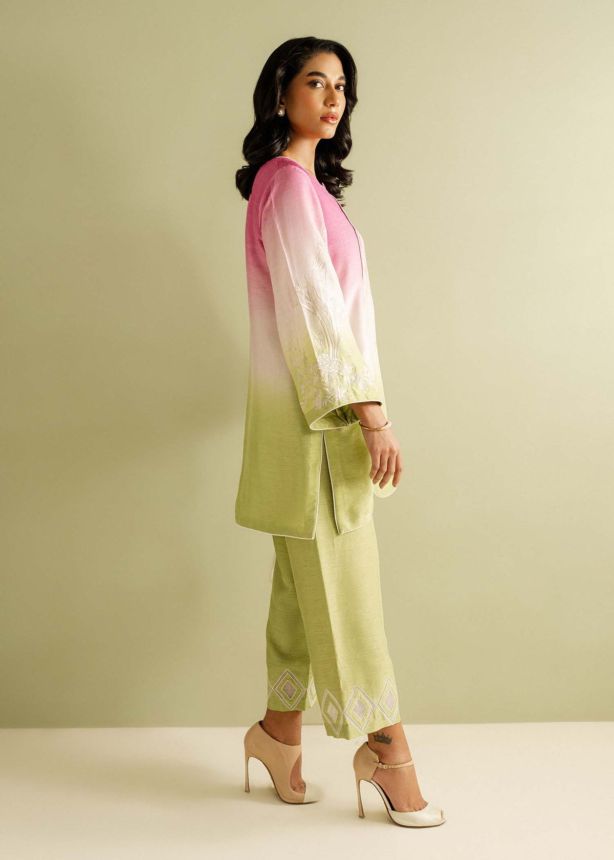 Mahgul | Ayanas Garden | OmbrÃÂ© Flower - Official Mahgul stockist in UK - Sakeena London