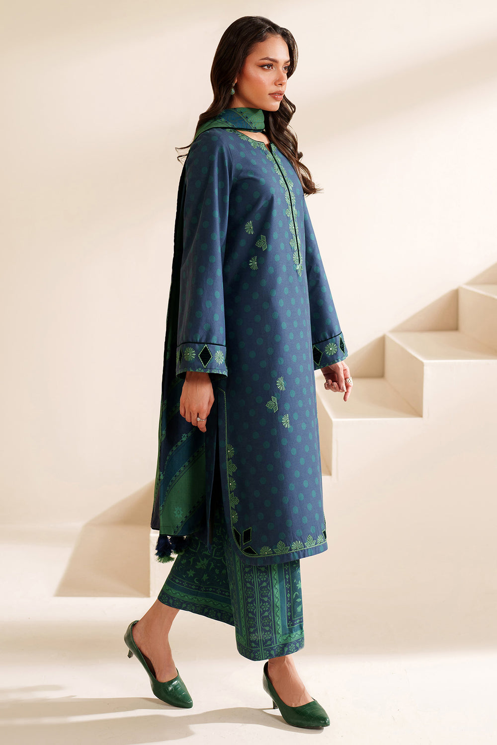 Jazmin | Winter 25 | UW-0222 - Official Jazmin stockist in UK - Sakeena London