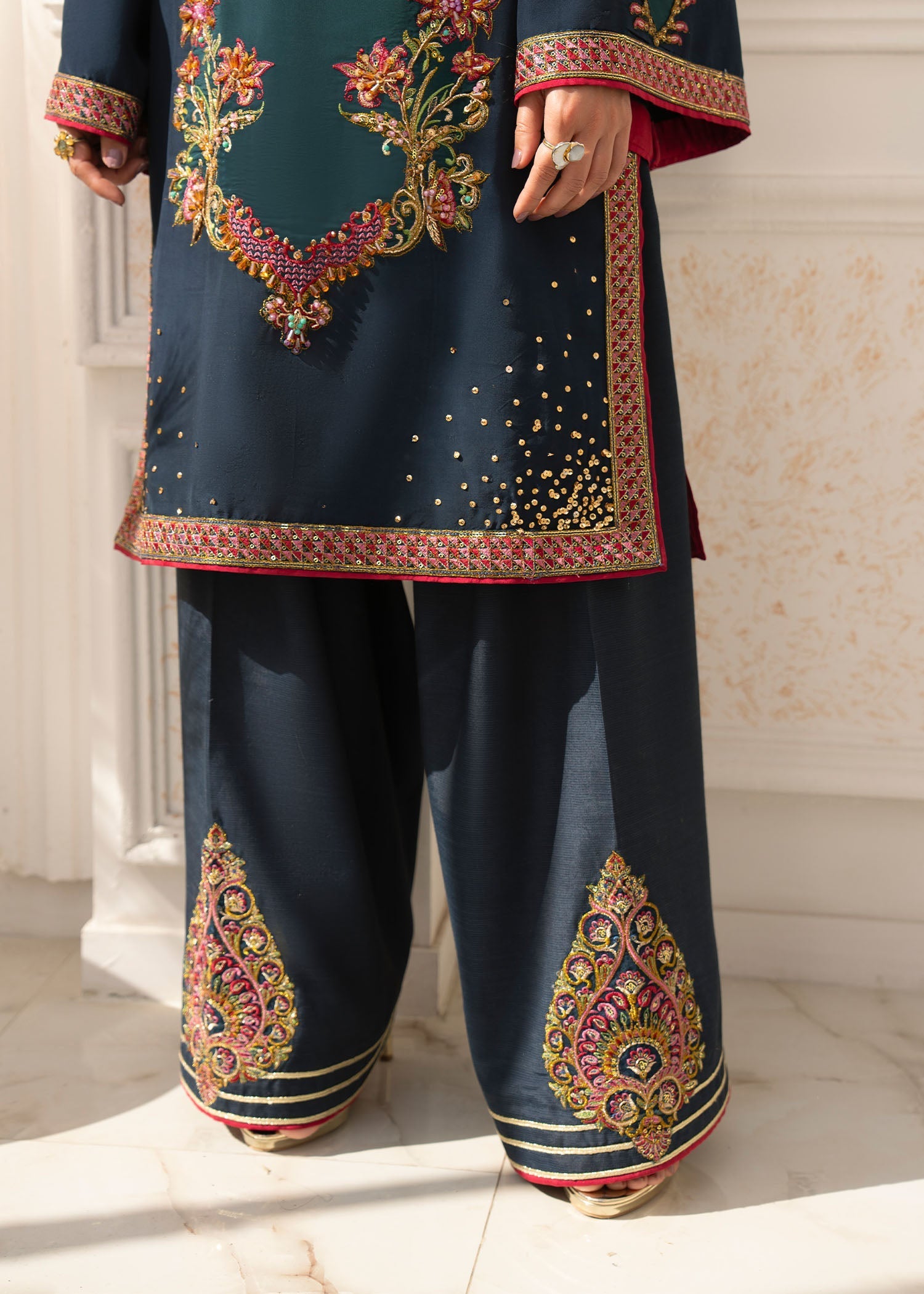 Jamnii | The Aura | Merlin - Official Jamnii stockist in UK - Sakeena London