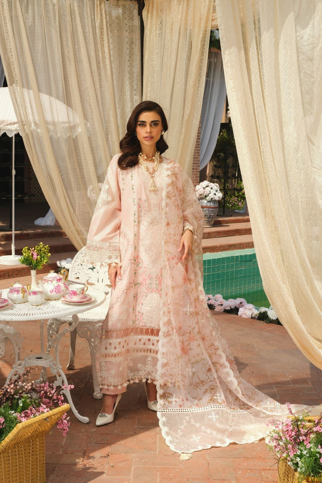 Paras by Pasha | La Gardenia | PR1: Eden Rose - Official Paras by Pasha stockist in UK - Sakeena London