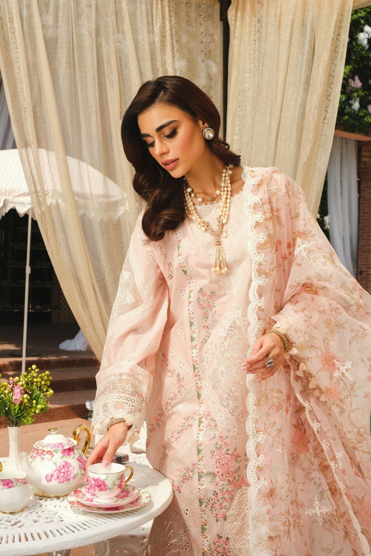 Paras by Pasha | La Gardenia | PR1: Eden Rose - Official Paras by Pasha stockist in UK - Sakeena London