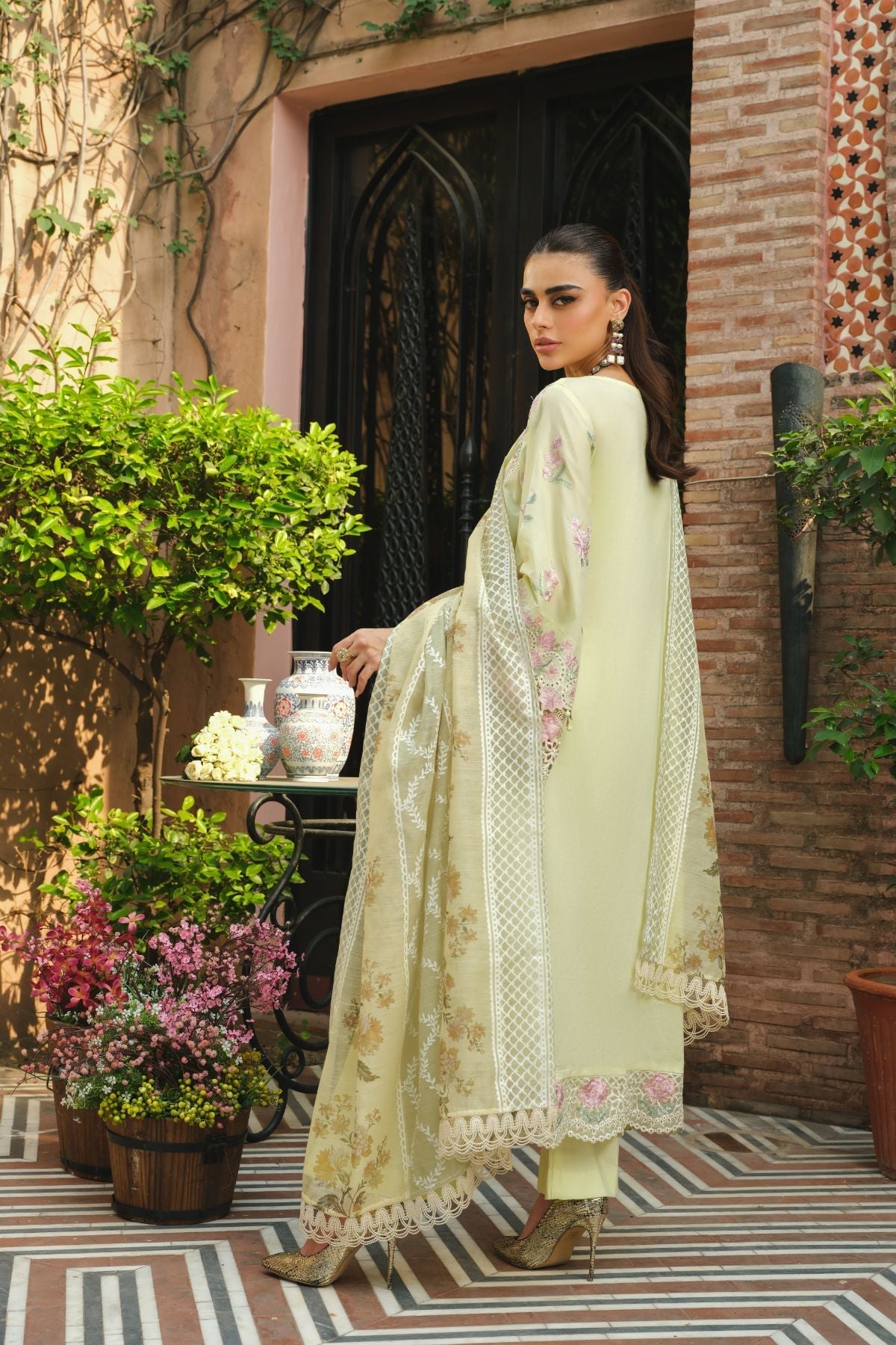 Paras by Pasha | La Gardenia | PR4: Daffodil Dew - Official Paras by Pasha stockist in UK - Sakeena London
