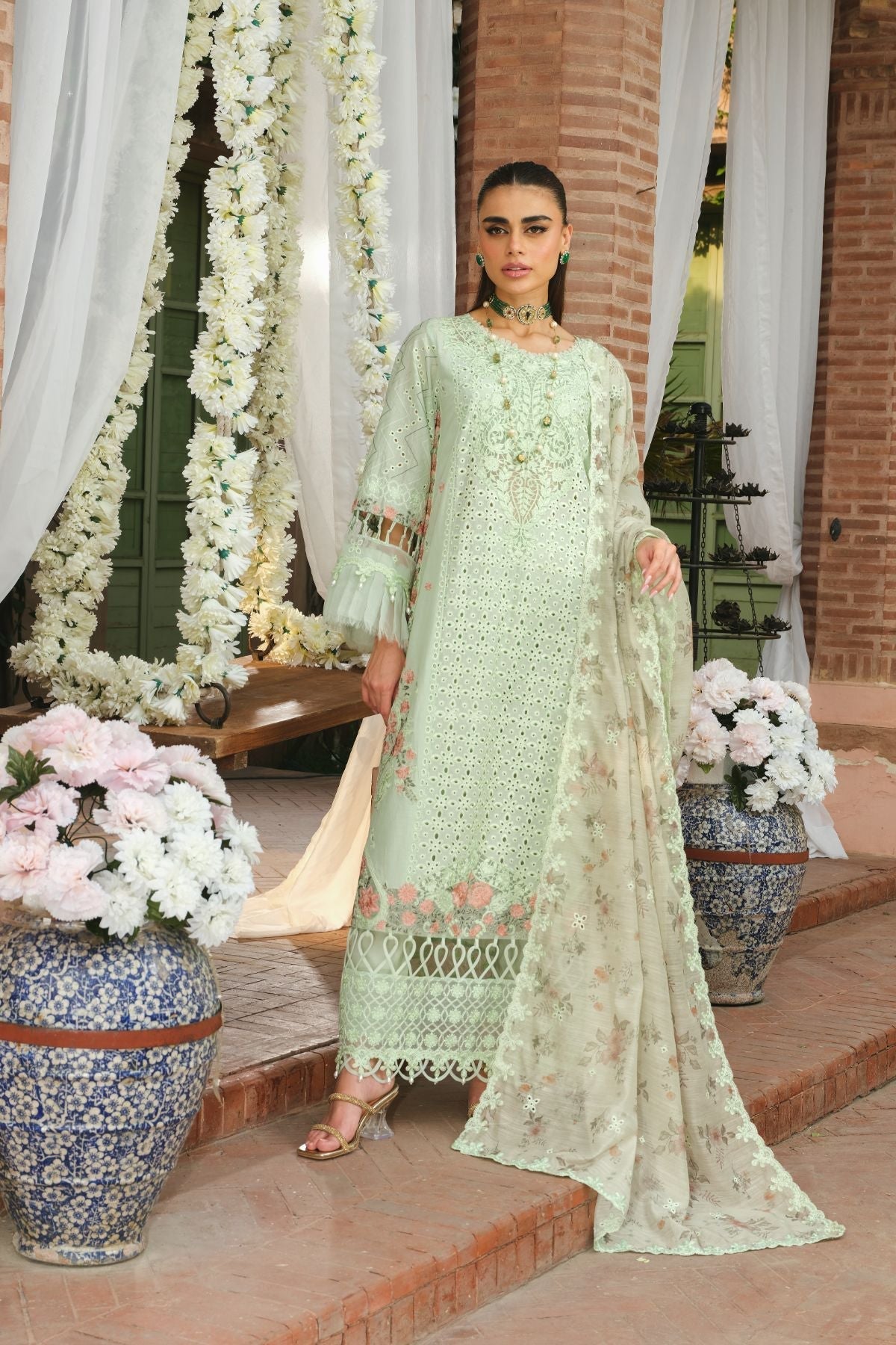 Paras by Pasha | La Gardenia | PR6: Blissful Breeze - Official Paras by Pasha stockist in UK - Sakeena London