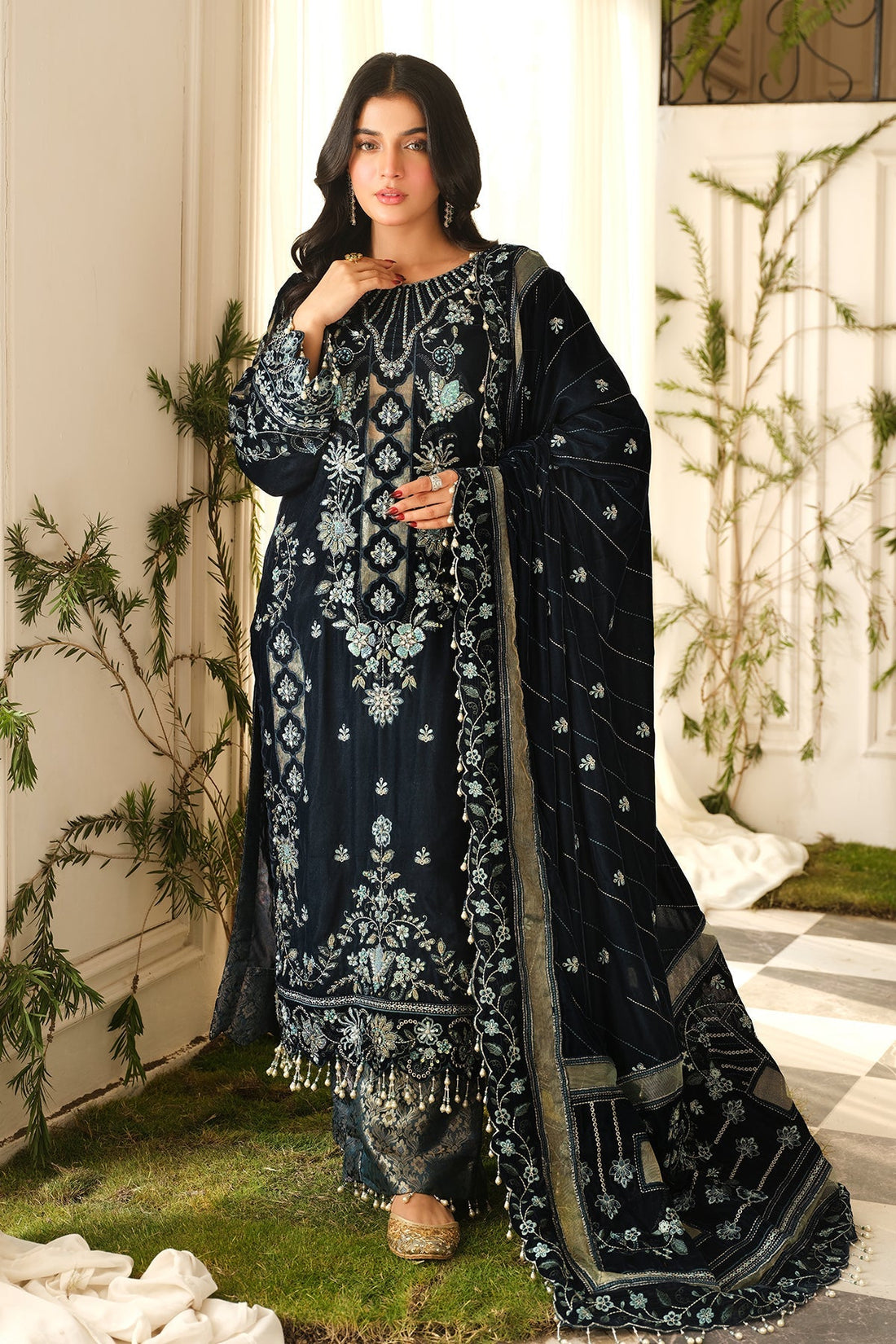 Raeesa Premium | Sheen Luxury Velvet | Zeve - Official Raeesa Premium stockist in UK - Sakeena London
