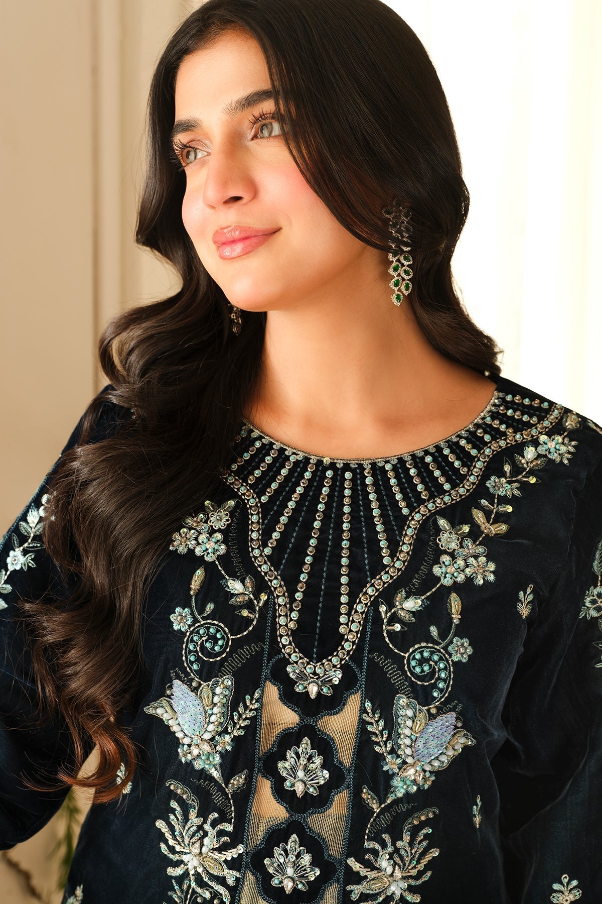 Raeesa Premium | Sheen Luxury Velvet | Zeve - Official Raeesa Premium stockist in UK - Sakeena London