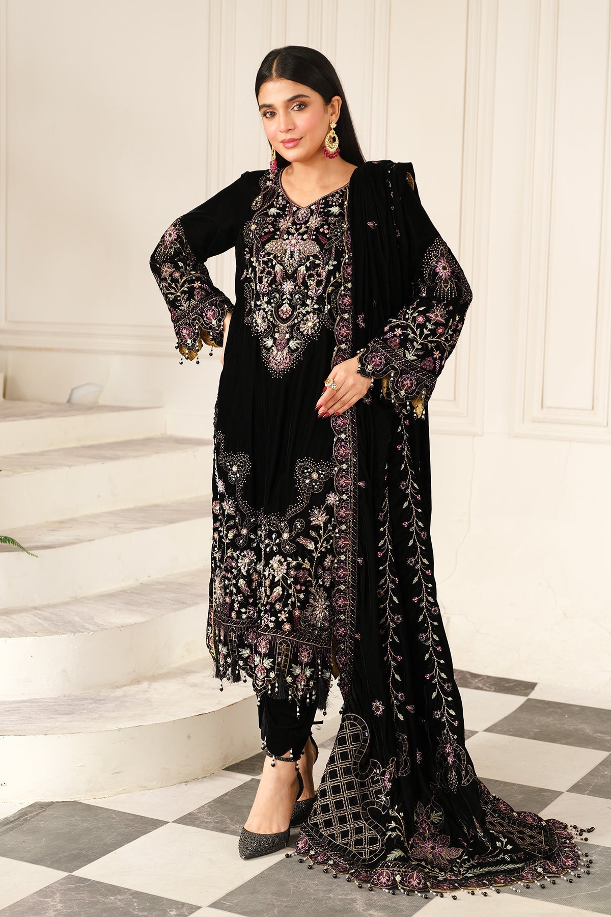 Raeesa Premium | Sheen Luxury Velvet | Noir - Official Raeesa Premium stockist in UK - Sakeena London