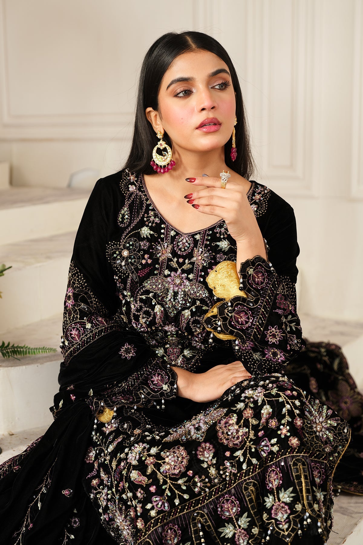 Raeesa Premium | Sheen Luxury Velvet | Noir - Official Raeesa Premium stockist in UK - Sakeena London