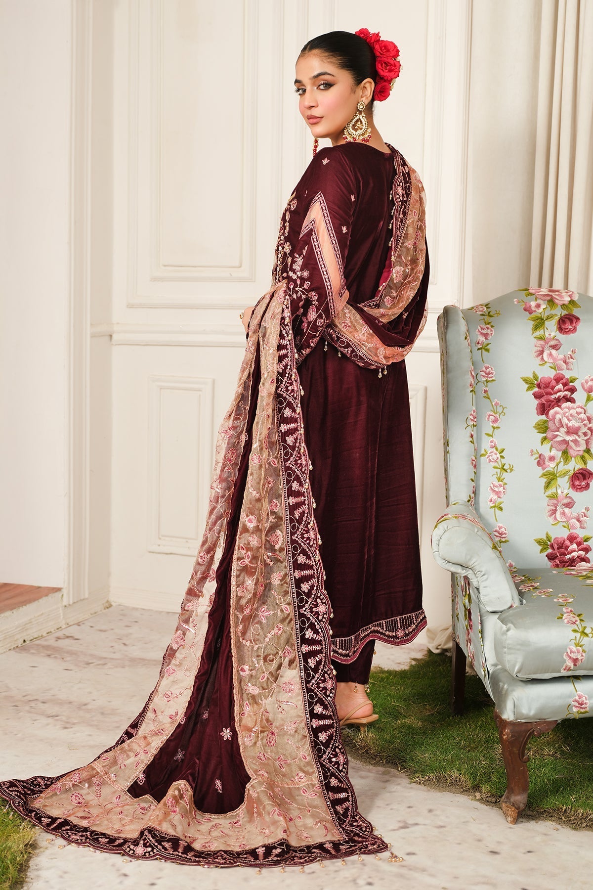 Raeesa Premium | Sheen Luxury Velvet | Poosh - Official Raeesa Premium stockist in UK - Sakeena London