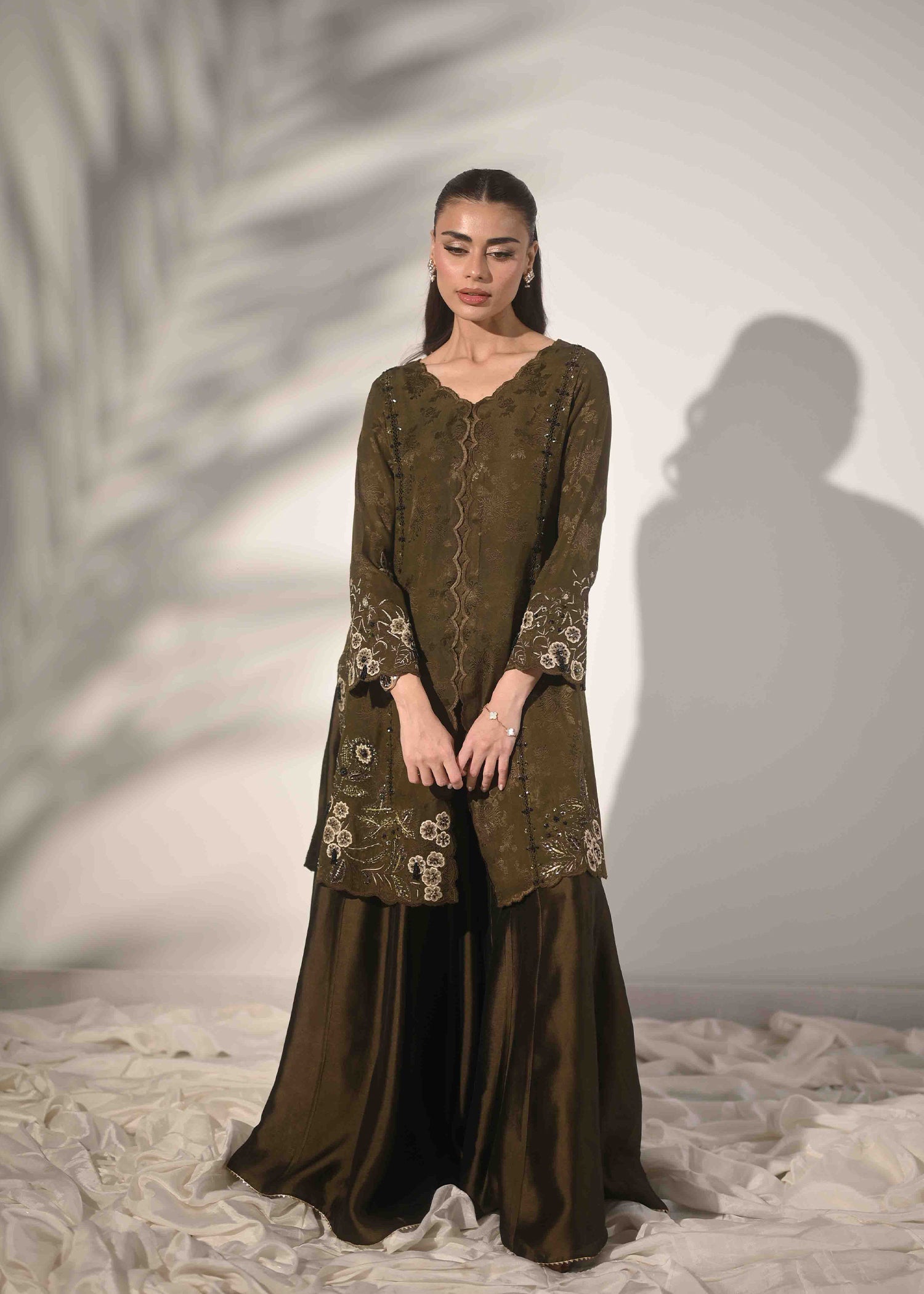 Umsha | Lumiere Luxe Edit | Olive Mossique