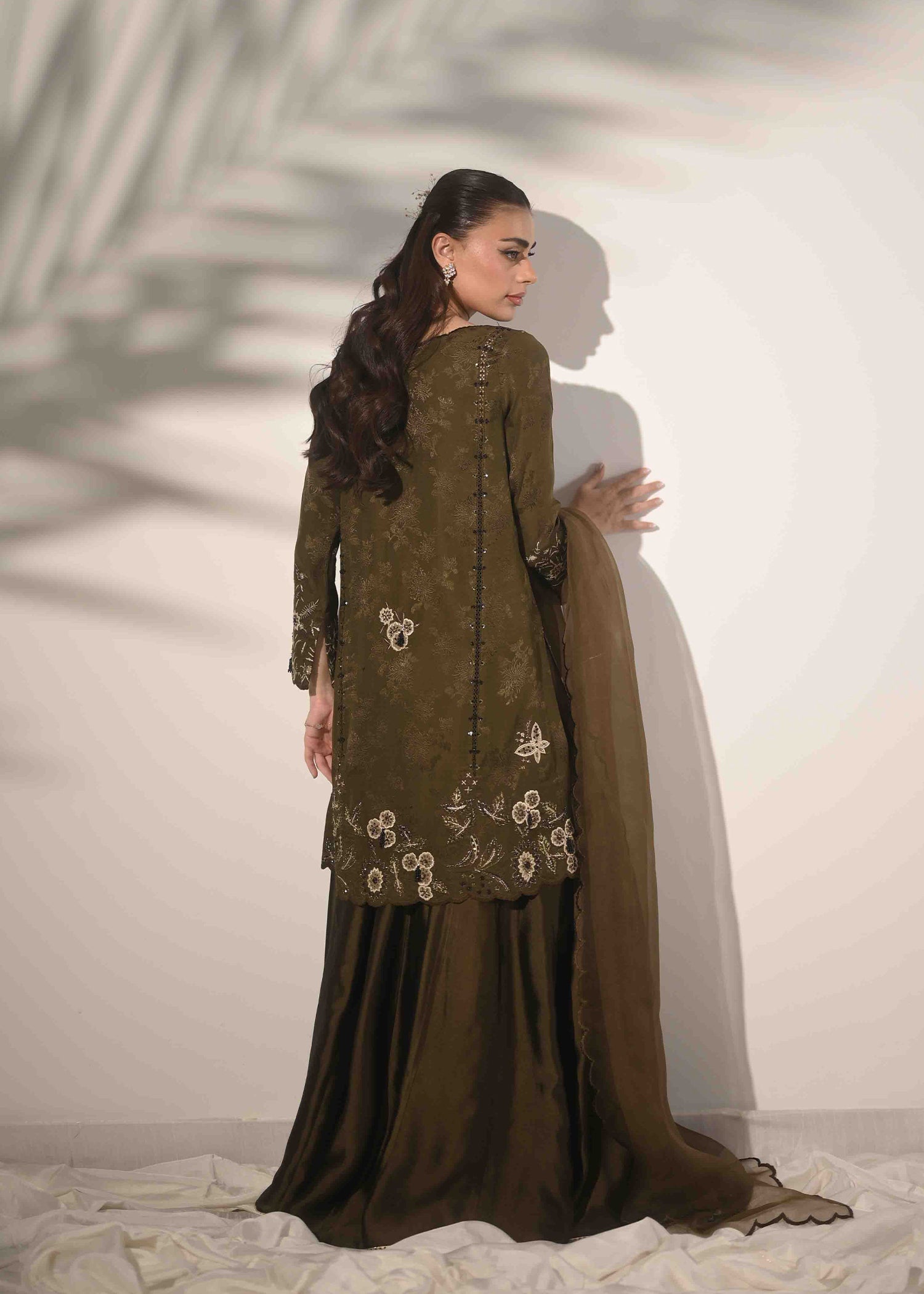 Umsha | Lumiere Luxe Edit | Olive Mossique