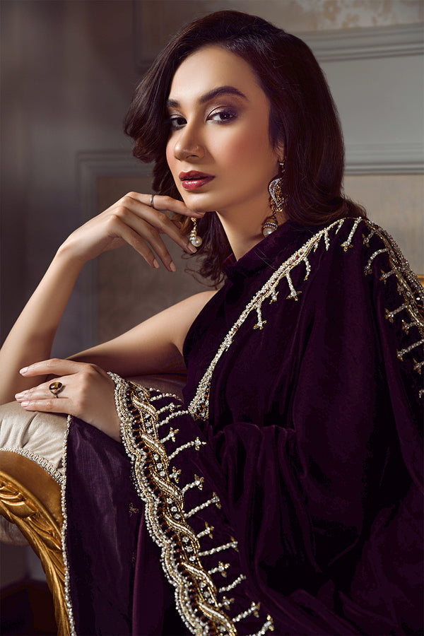 Mehak Yaqoob | Guzel Luxury Formals | Isleen - Official Sakeena London stockist in UK - Sakeena London
