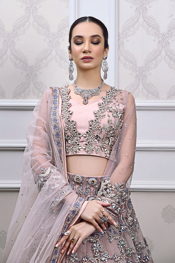 Mehak Yaqoob | Guzel Luxury Formals | Aylin - Official Mehak Yaqoob stockist in UK - Sakeena London
