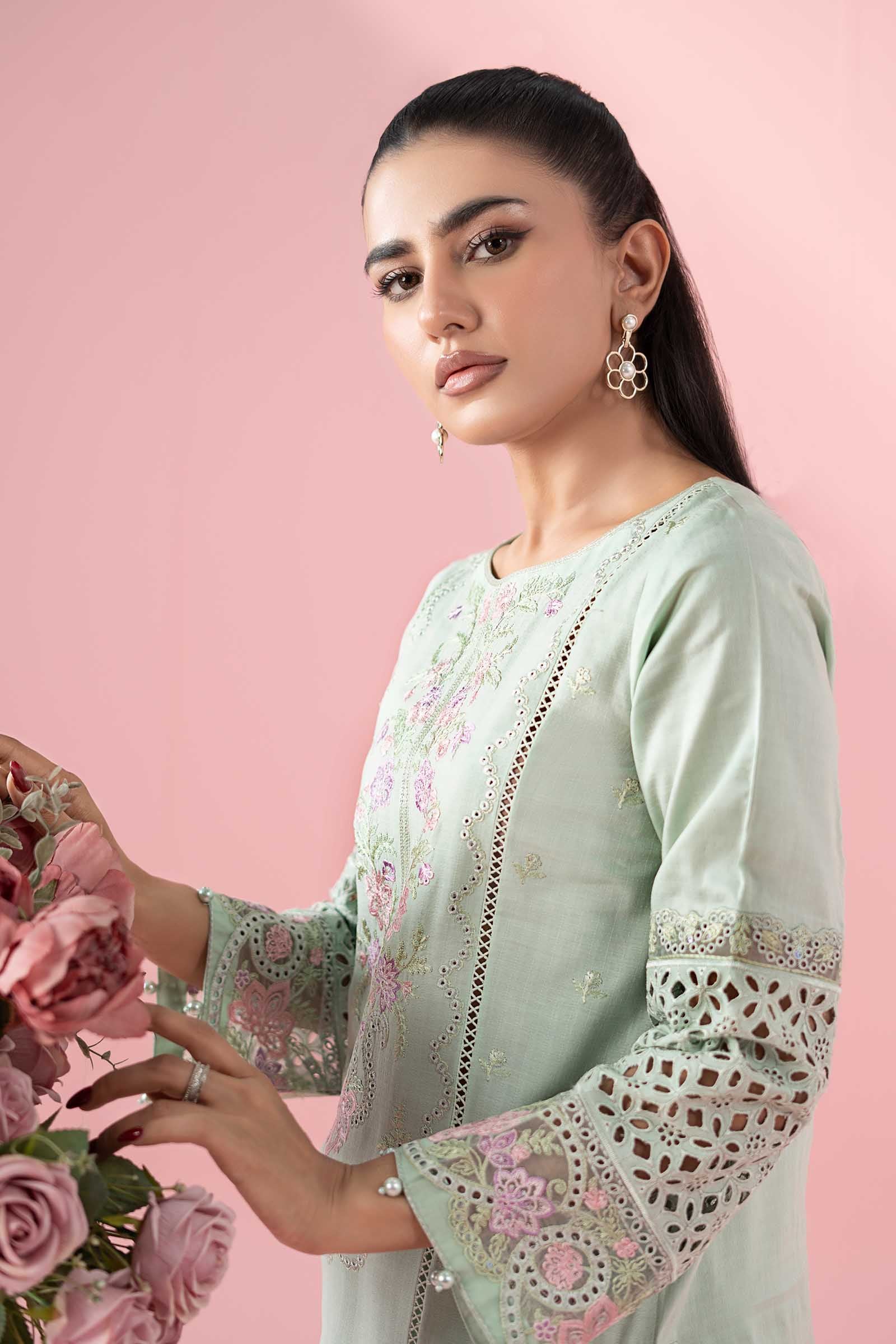 Maria B | Luxury Pret 25 | DW-EA25-05 - Official Maria B stockist in UK - Sakeena London