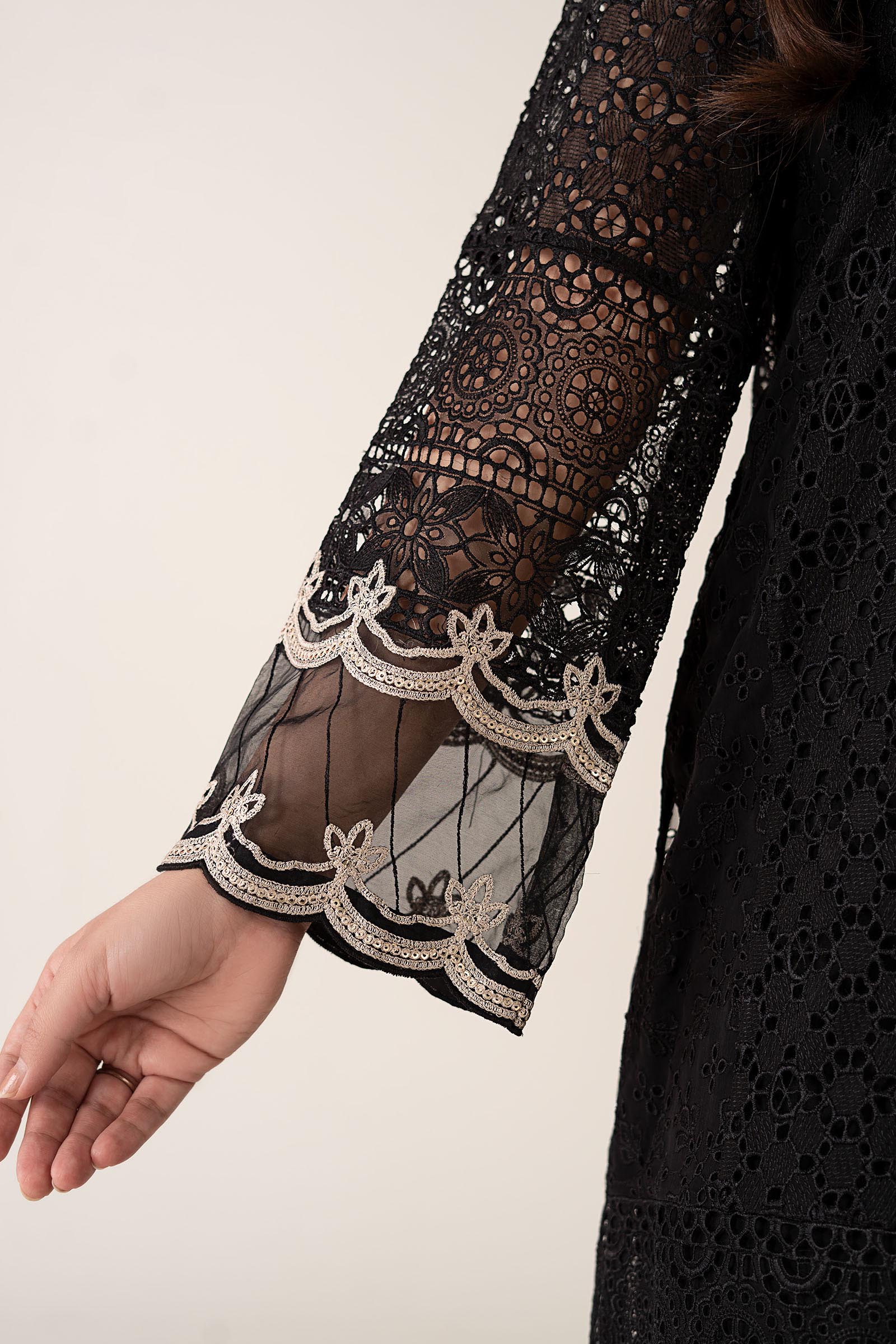 Maria B | Luxury Winter Pret 25 | DW-MN24-10R1-Black - Official Maria B stockist in UK - Sakeena London