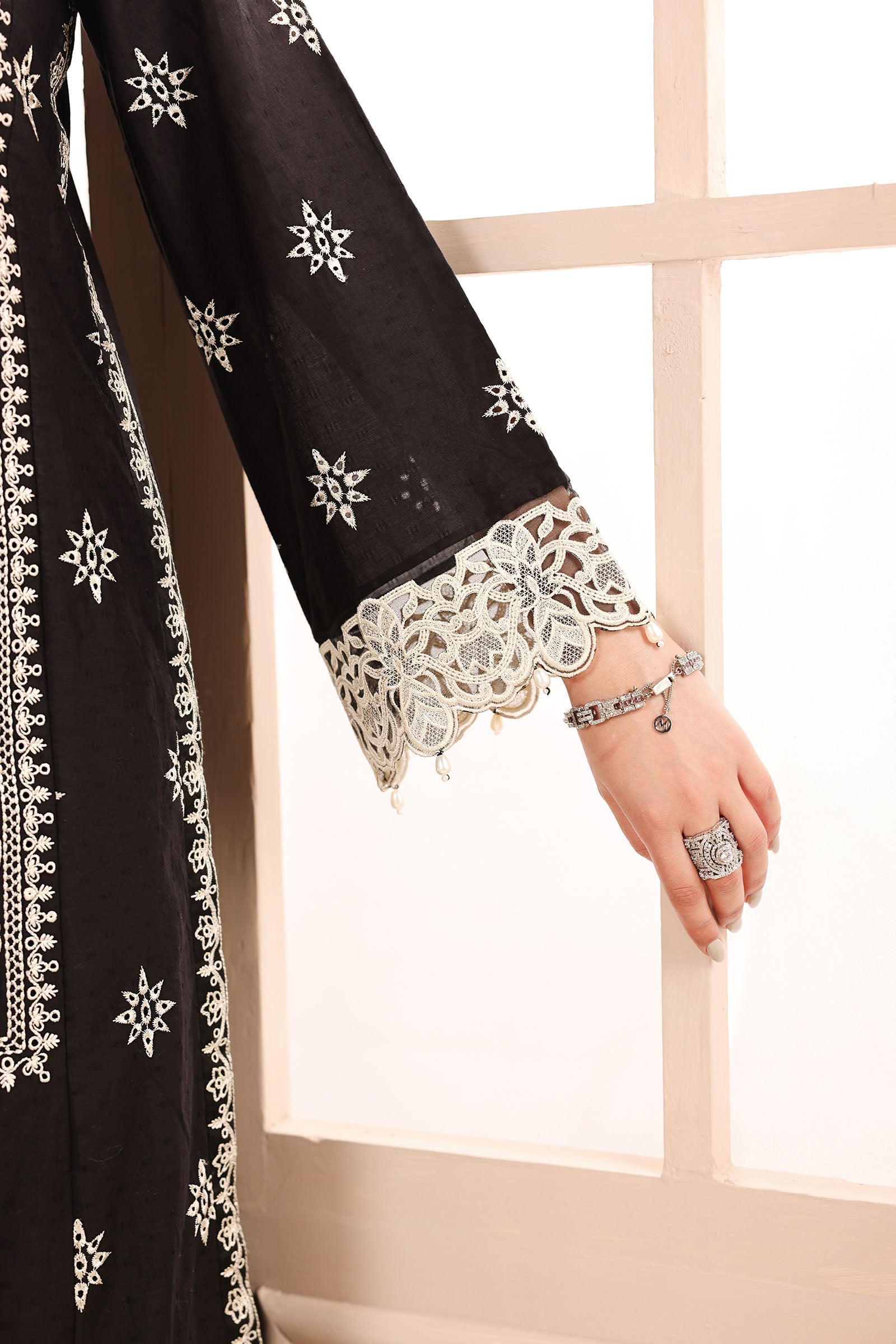 Maria B | Luxury Winter Pret 25 | DW-MN25-06-Black - Official Maria B stockist in UK - Sakeena London