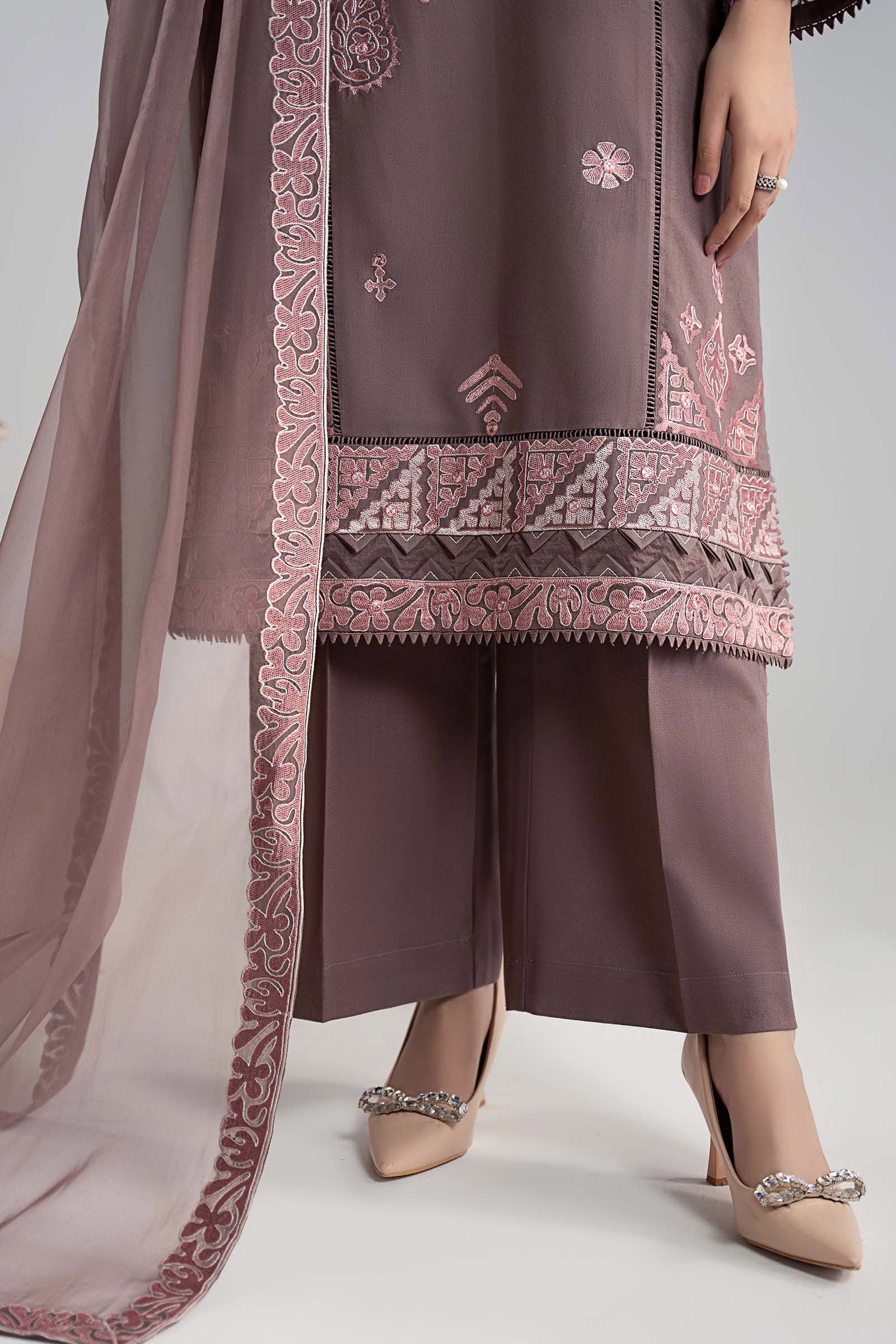Maria B | Luxury Winter Pret 25 | DW-W25-54-Peachy Pink - Official Maria B stockist in UK - Sakeena London