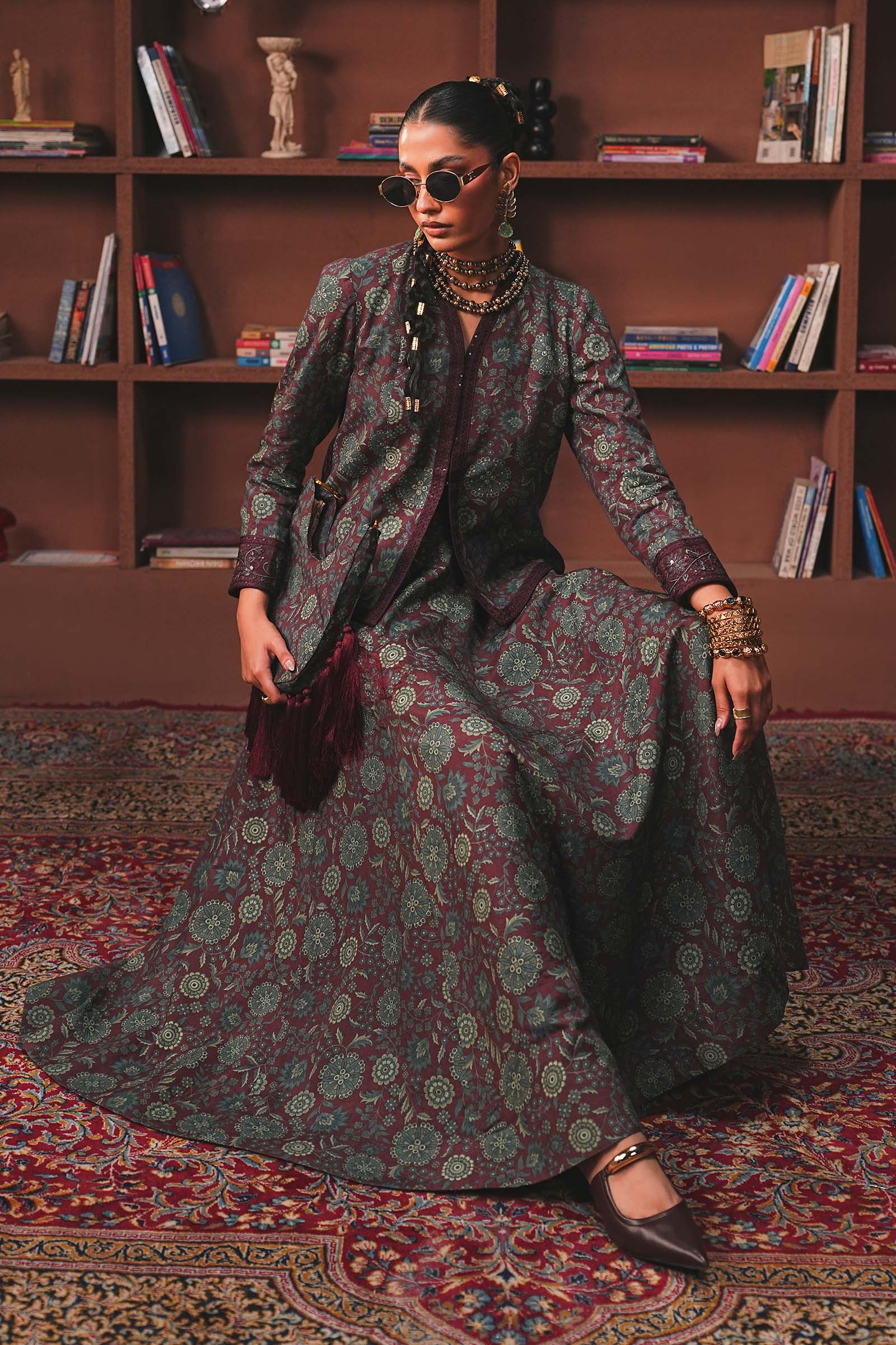 Maria B | Luxury Pret Winter 25 | DW-W25-82