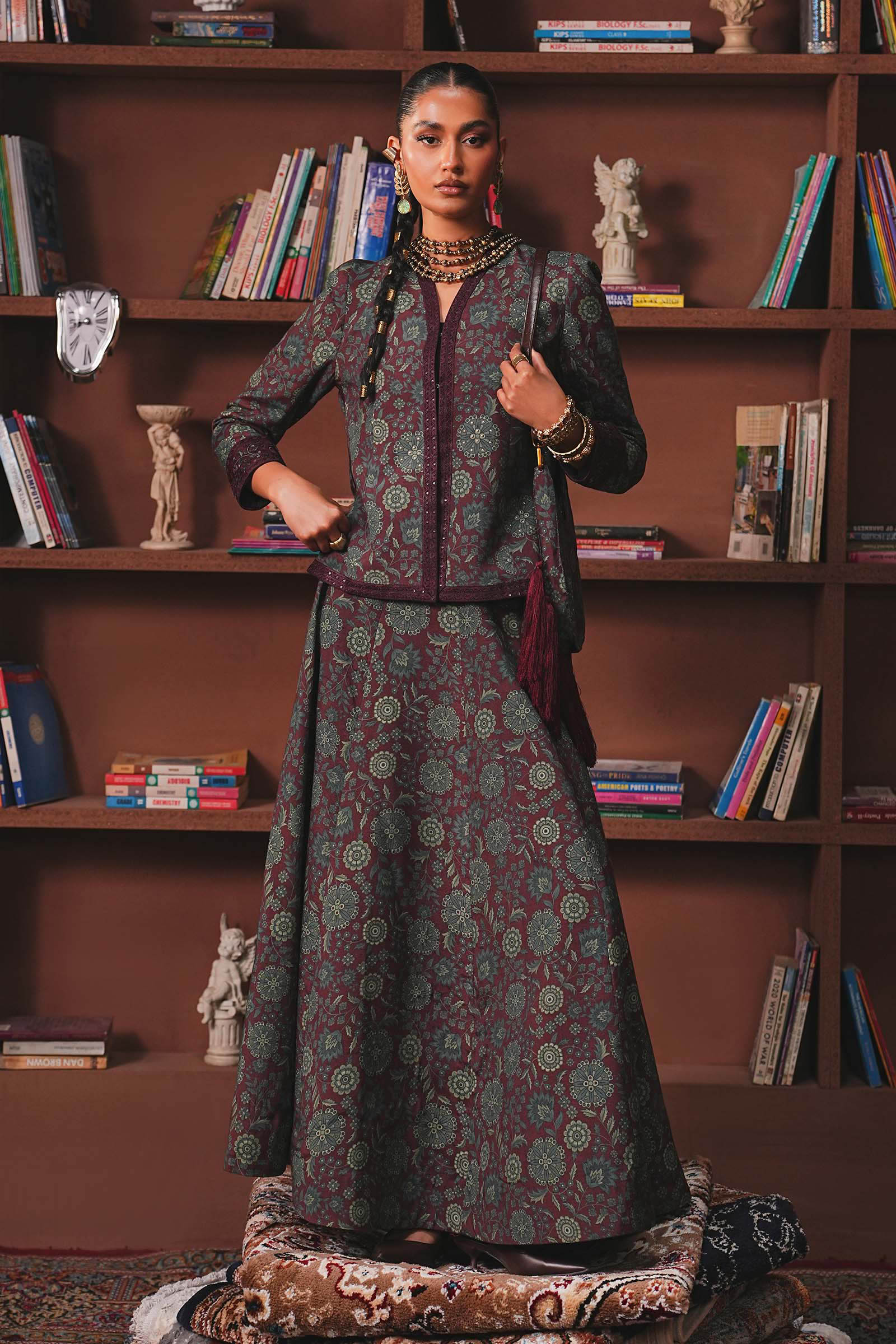 Maria B | Luxury Pret Winter 25 | DW-W25-82