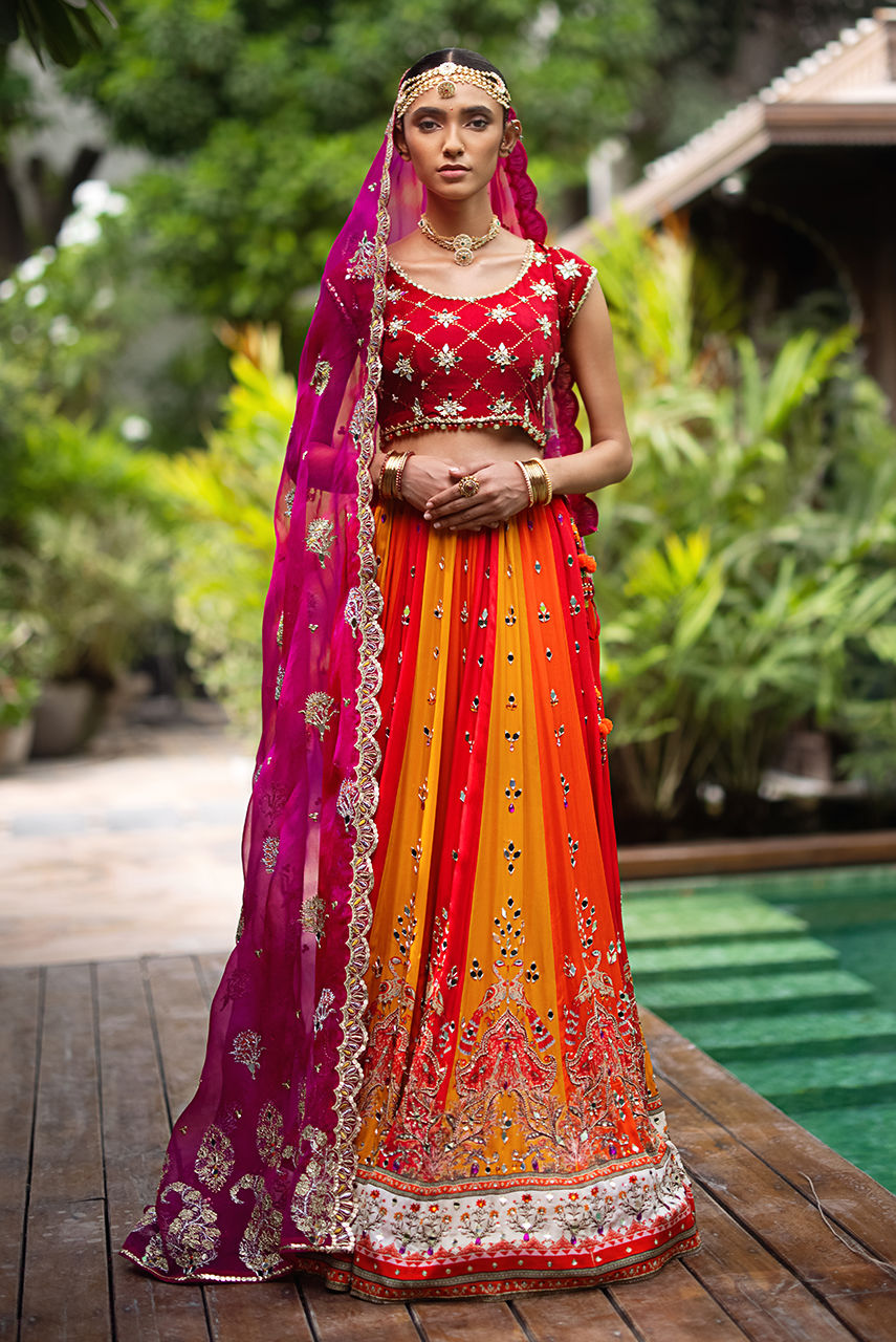 Deepak Perwani | Jaipur Heritage Wedding Wear | Ktd4088 - Official Deepak Perwani stockist in UK - Sakeena London
