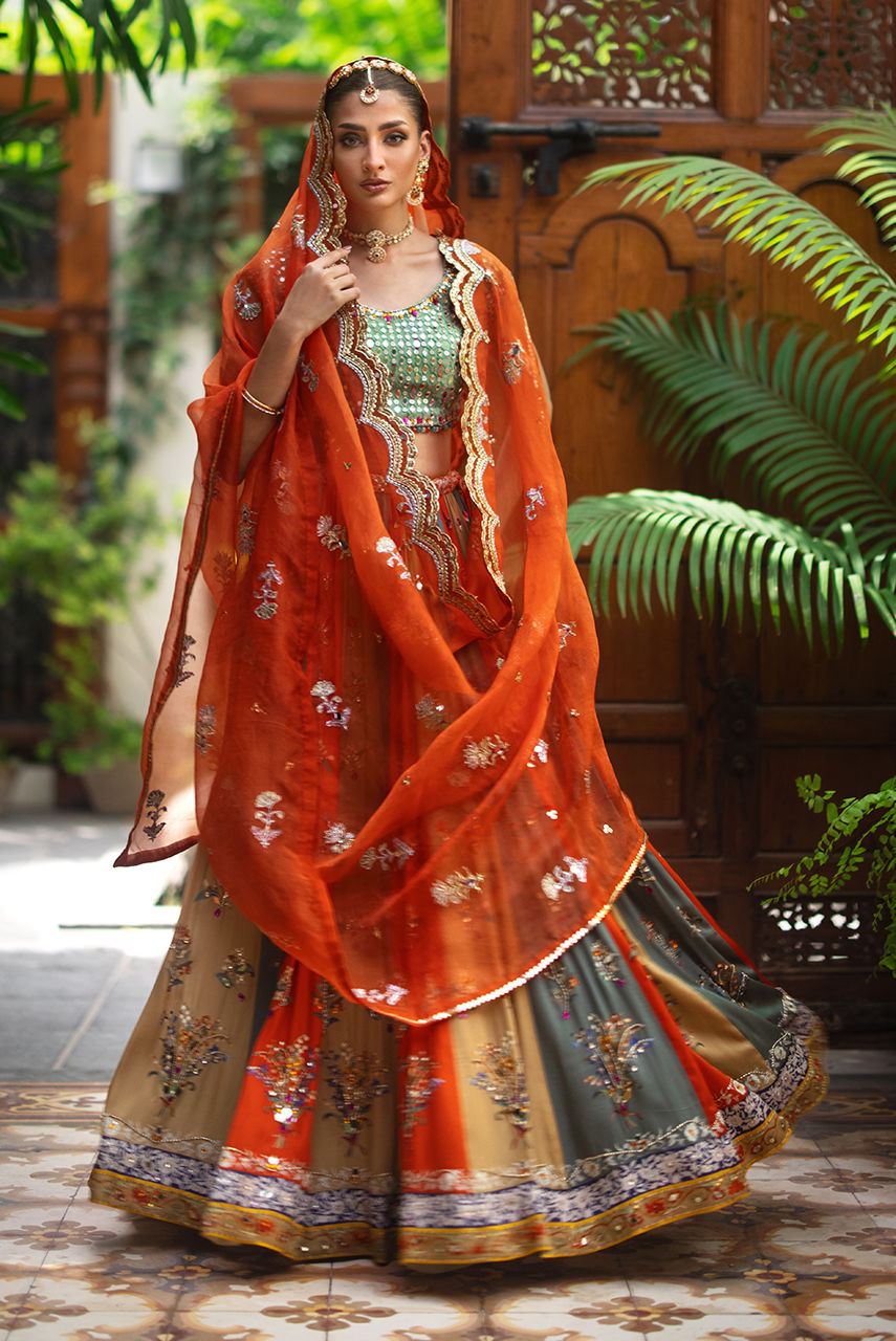 Deepak Perwani | Jaipur Heritage Wedding Wear | Ktd4087 - Official Deepak Perwani stockist in UK - Sakeena London