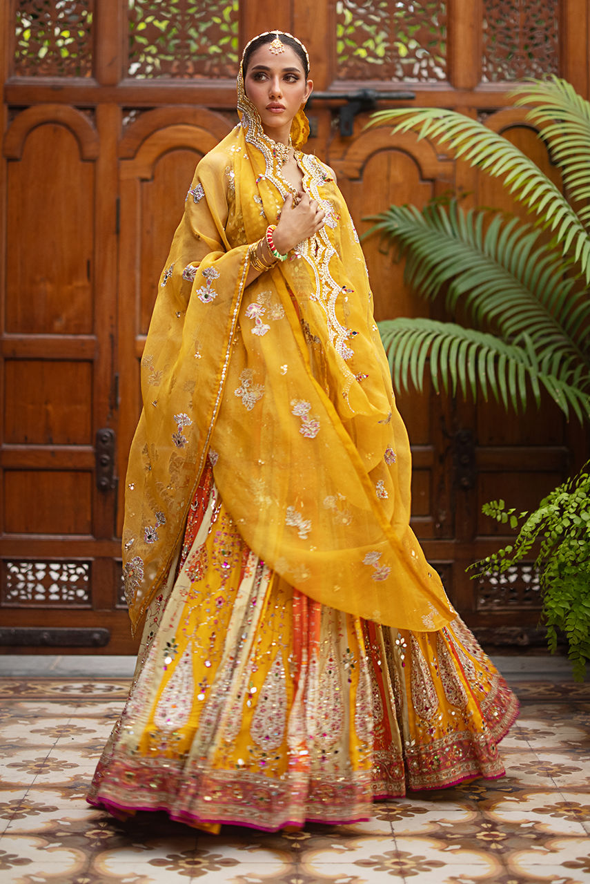 Deepak Perwani | Jaipur Heritage Wedding Wear | Ktd4089 - Official Deepak Perwani stockist in UK - Sakeena London