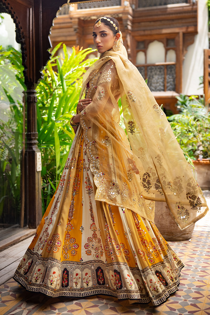 Deepak Perwani | Jaipur Heritage Wedding Wear | Ktd4091 - Official Deepak Perwani stockist in UK - Sakeena London