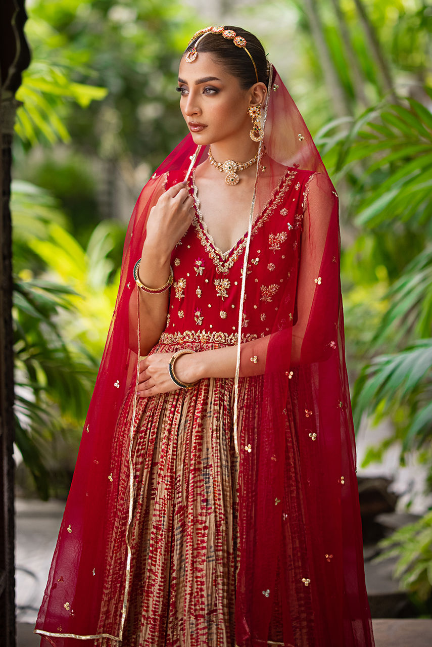 Deepak Perwani | Jaipur Heritage Wedding Wear | Ktd4120 - Official Deepak Perwani stockist in UK - Sakeena London