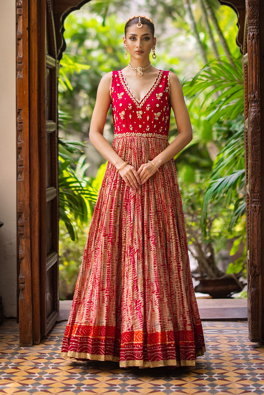 Deepak Perwani | Jaipur Heritage Wedding Wear | Ktd4120 - Official Deepak Perwani stockist in UK - Sakeena London