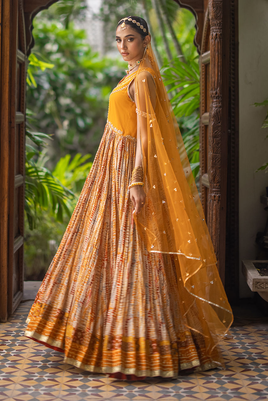 Deepak Perwani | Jaipur Heritage Wedding Wear | Ktd4118 - Official Deepak Perwani stockist in UK - Sakeena London