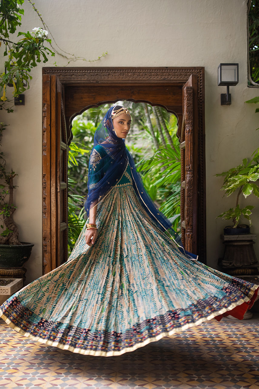 Deepak Perwani | Jaipur Heritage Wedding Wear | Ktd4119 - Official Deepak Perwani stockist in UK - Sakeena London