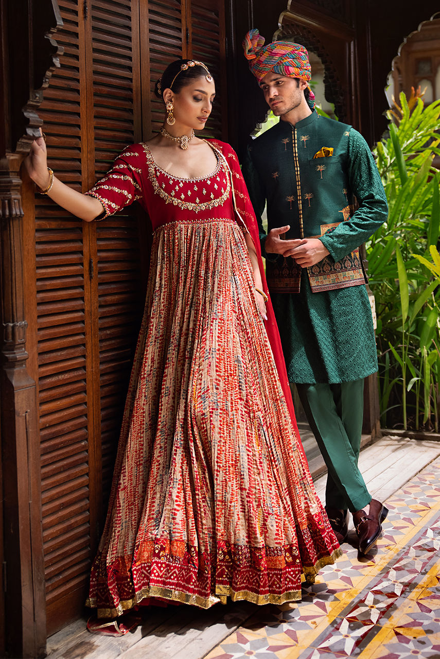 Deepak Perwani | Jaipur Heritage Wedding Wear | Ktd4121 - Official Deepak Perwani stockist in UK - Sakeena London