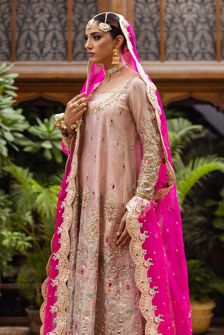 Deepak Perwani | Jaipur Heritage Wedding Wear | Ktd4082 - Official Deepak Perwani stockist in UK - Sakeena London