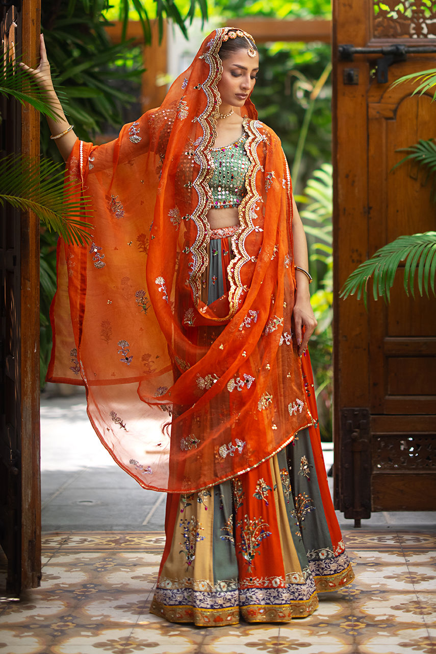 Deepak Perwani | Jaipur Heritage Wedding Wear | Ktd4087 - Official Deepak Perwani stockist in UK - Sakeena London