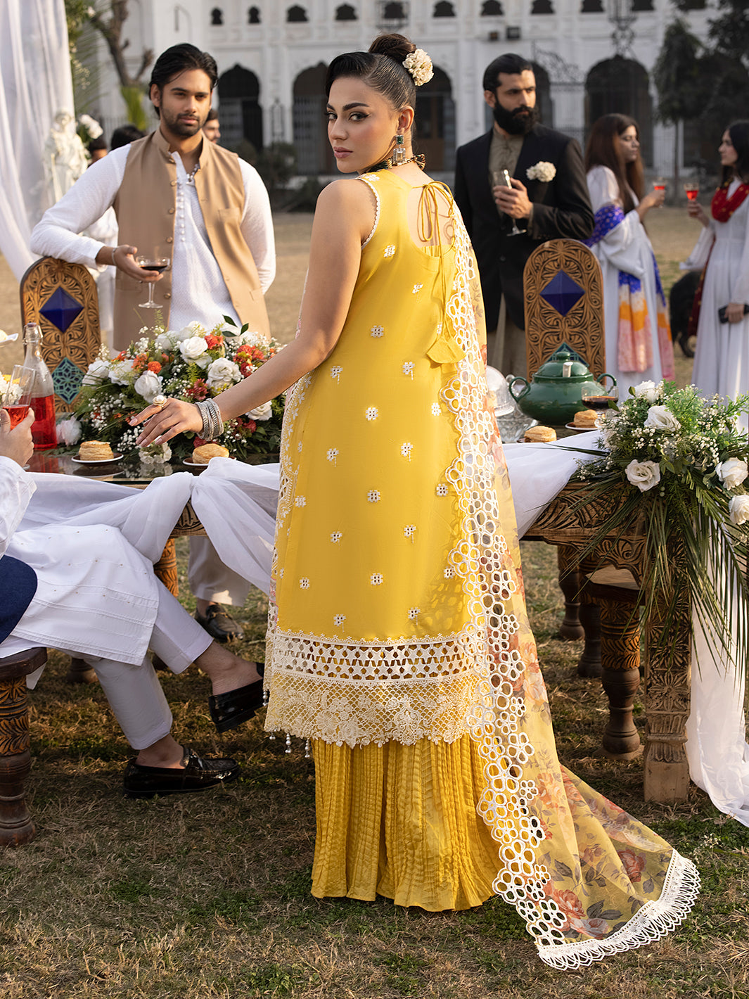 Mahnur | Mahrukh Luxury Lawn 24 | DELIA - Official Mahnur stockist in UK - Sakeena London
