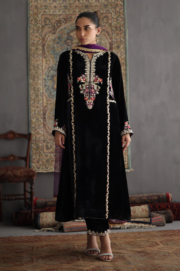 Sana Abbas | Velvet Formals | DELILAH - Official Sana Abbas stockist in UK - Sakeena London