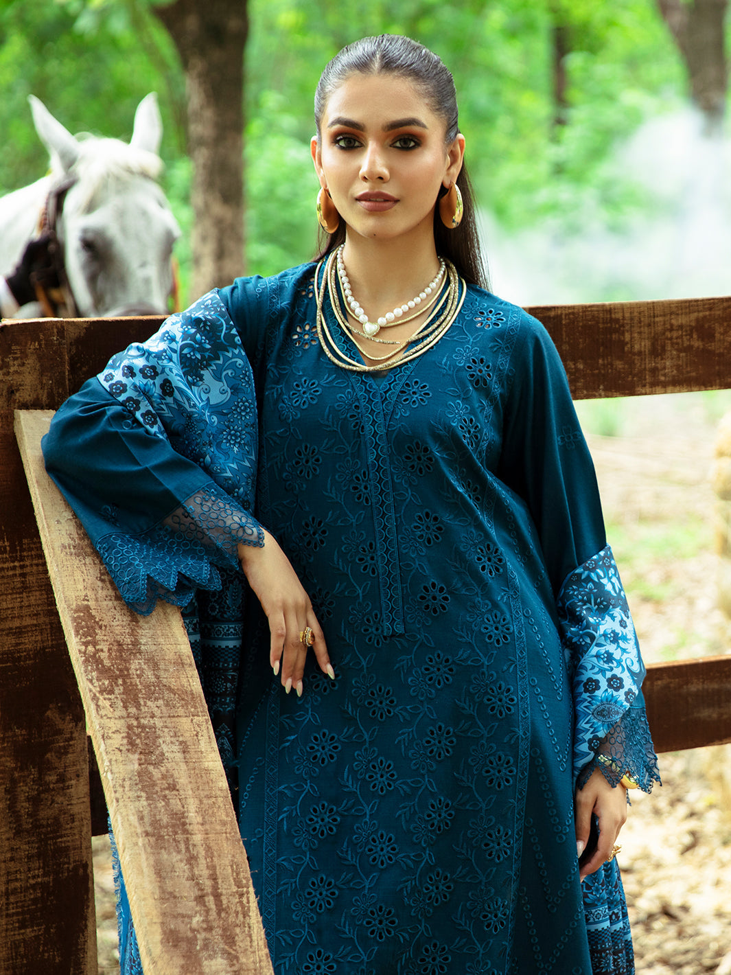 Mahnur | Hazel Winter 24 | ELUNED - Official Mahnur stockist in UK - Sakeena London