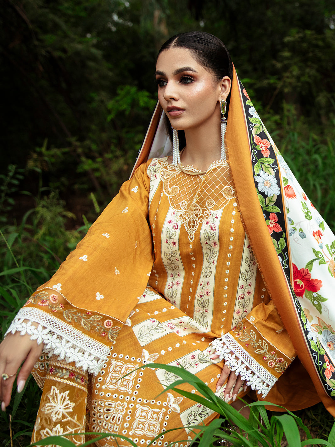 Mahnur | Hazel Winter 24 | ELYSE - Official Mahnur stockist in UK - Sakeena London